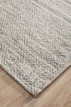 Load image into Gallery viewer, Terrace 5500 Natural Runner Rug
