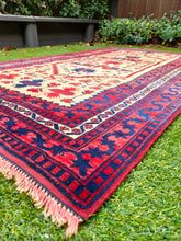 Load image into Gallery viewer, Vintage Handmade Fine wool rug - Rug Empire
