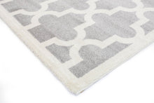 Load image into Gallery viewer, Piccolo Light Grey and White Lattice Pattern Kids Rug
