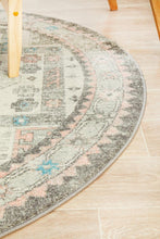 Load image into Gallery viewer, Palace 704 Silver Round Rug
