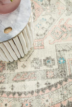Load image into Gallery viewer, Palace 704 Silver Round Rug

