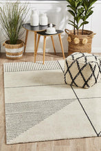 Load image into Gallery viewer, Rug Culture Broadway 935 Ivory

