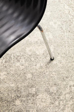Load image into Gallery viewer, Evoke Shine Silver Transitional Round Rug
