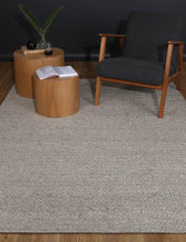 Load image into Gallery viewer, Zayna Cue Camel Wool Blend Rug
