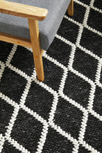 Load image into Gallery viewer, Huxley Black Rug
