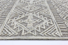 Load image into Gallery viewer, Goa Ash Rug
