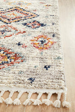 Load image into Gallery viewer, Marrakesh 222 Silver Runner Rug
