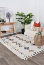Load image into Gallery viewer, Helw Tribal Multi Rug
