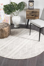 Load image into Gallery viewer, Oasis Salma White And Grey Tribal Round Rug
