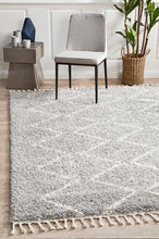 Load image into Gallery viewer, Amwaj 11 Silver Rug
