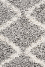 Load image into Gallery viewer, Amwaj 22 Silver Runner Rug
