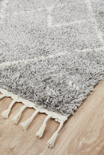 Load image into Gallery viewer, Amwaj 44 Silver Rug
